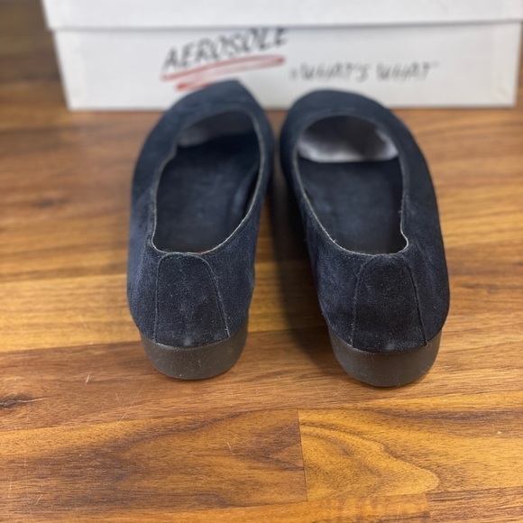 Vintage Aerosole Mo'Money Navy Loafer 7.5 - Picture 6 of 7